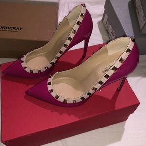 Valentino Garavani studded pumps.